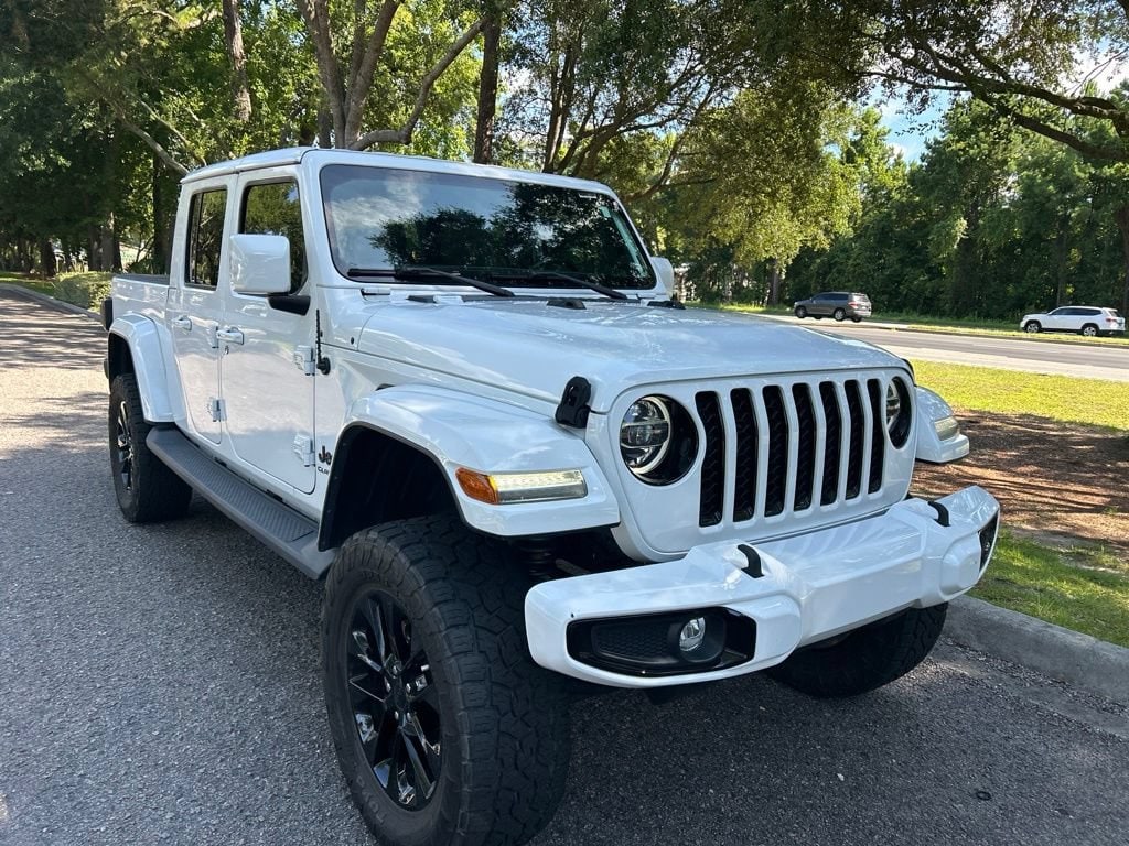Used 2022 Jeep Gladiator High Altitude 4x4 Truck Crew Cab
