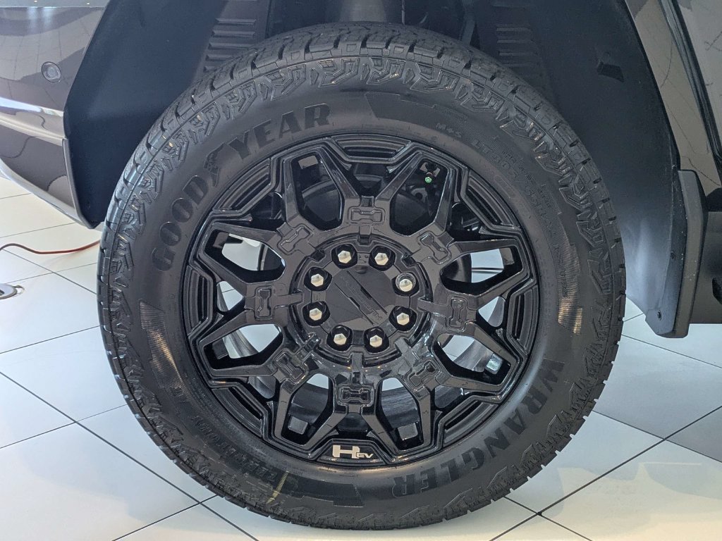 2026 GMC HUMMER EV 2X - Photo 11