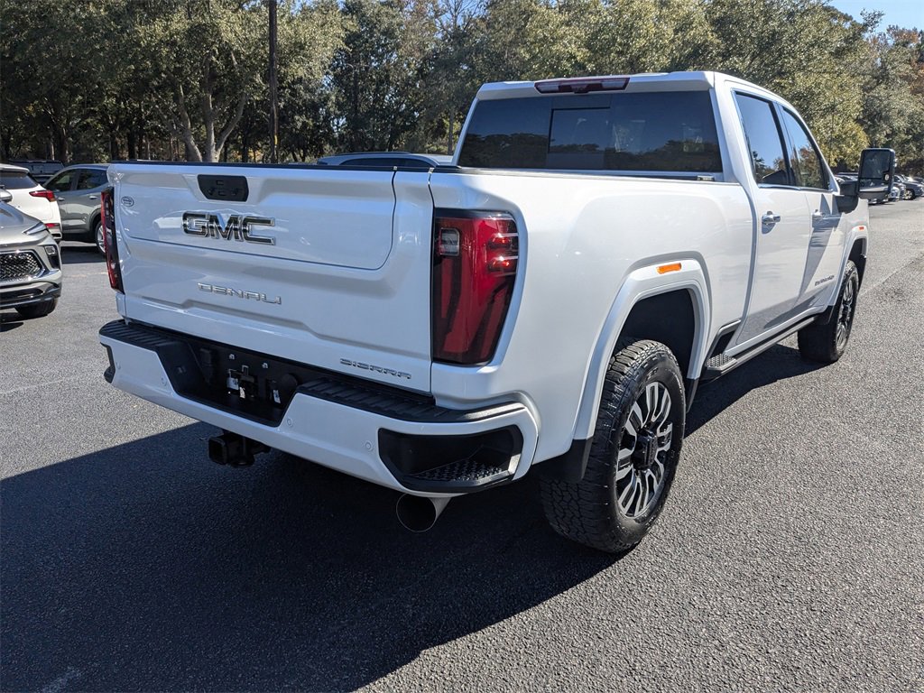2025 Gmc Sierra 2500 HD Denali Ultimate photo 3