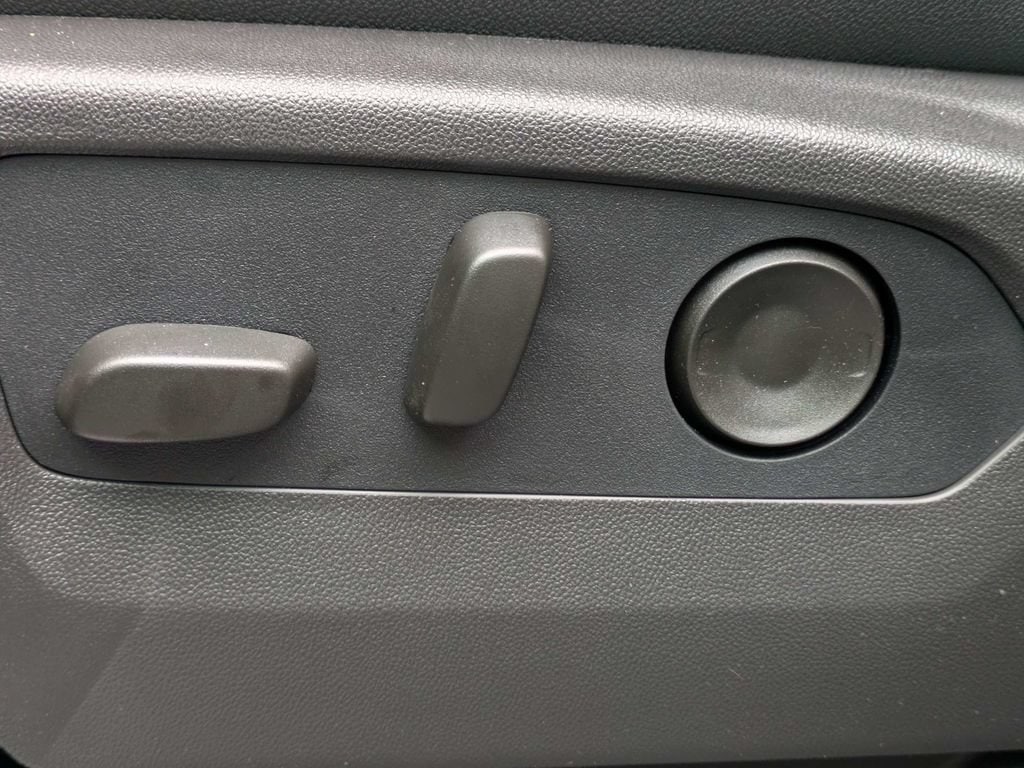 2026 GMC Sierra 2500HD AT4 - Photo 19