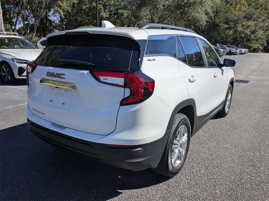2022 Gmc Terrain SLE photo 4