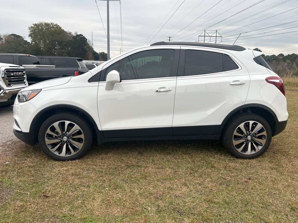 2022 Buick Encore Preferred's photo