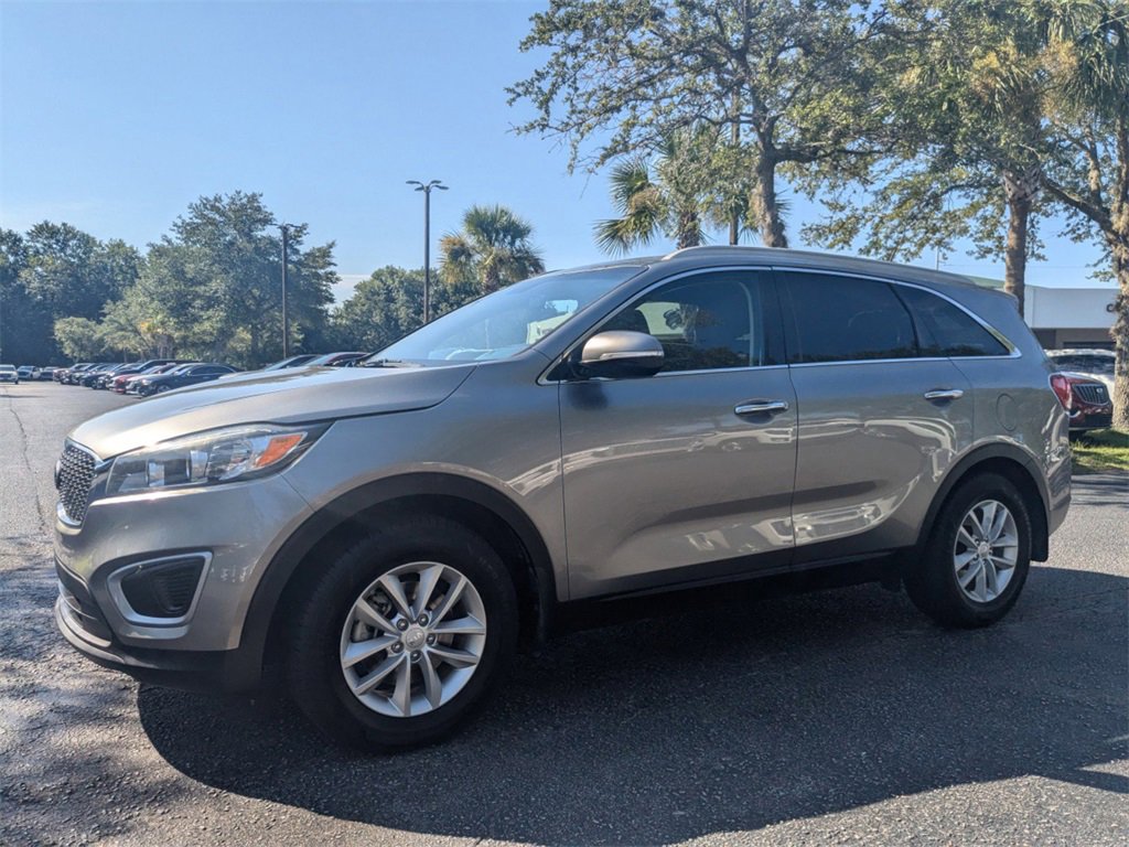 Used 2017 Kia Sorento LX with VIN 5XYPG4A30HG318135 for sale in Bluffton, SC