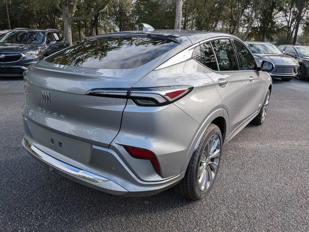 New 2026 Buick Envista Avenir SUV
