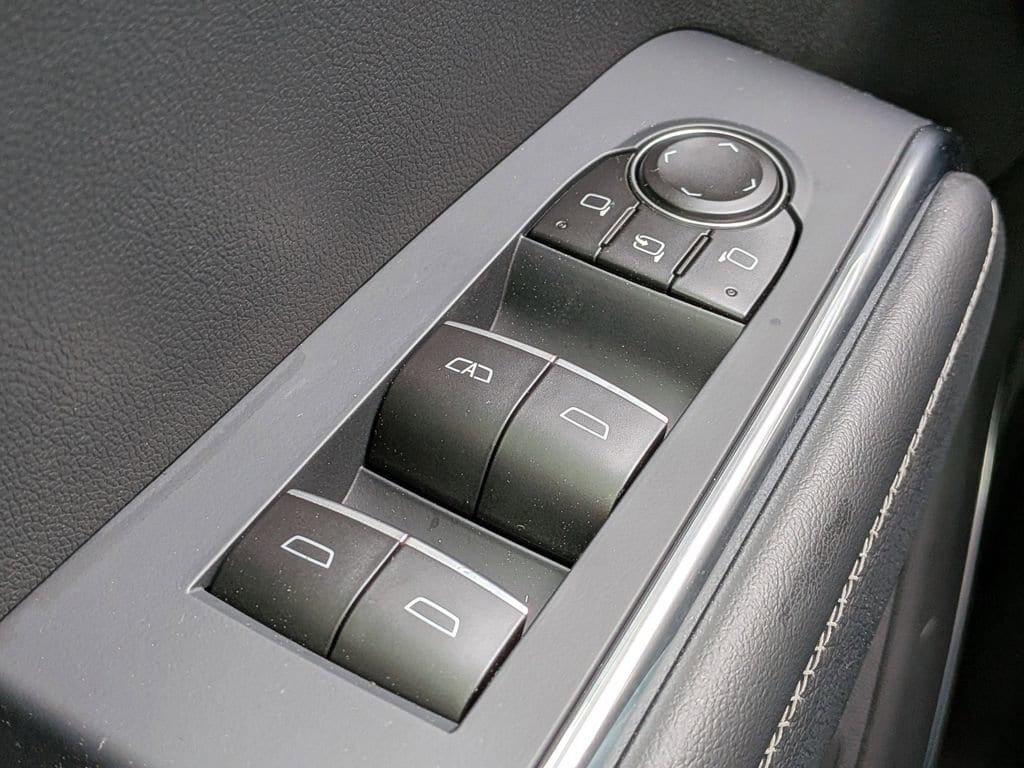 2026 GMC Acadia Denali - Photo 26