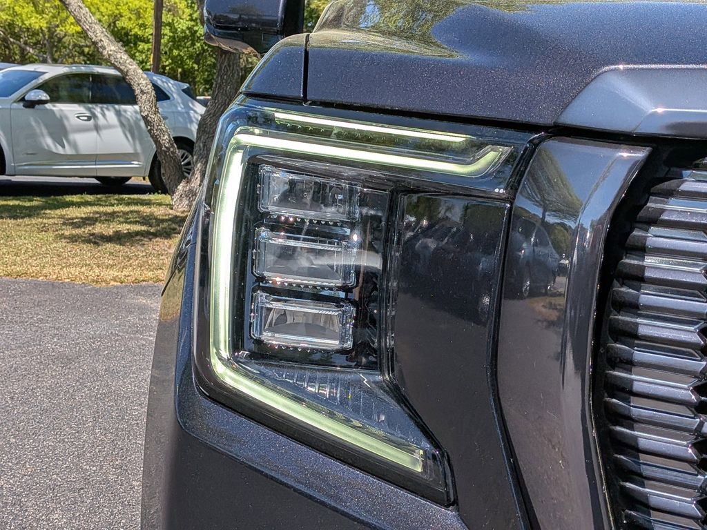2023 GMC Yukon Denali Ultimate - Photo 11