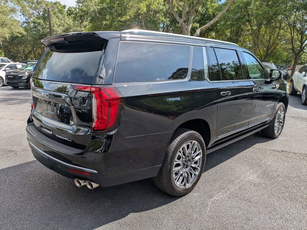 Used 2024 GMC Yukon XL Denali Ultimate SUV