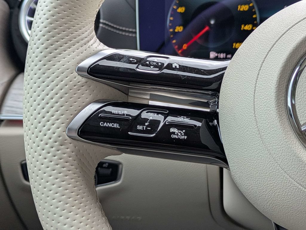 2023 Mercedes-Benz E-Class 24