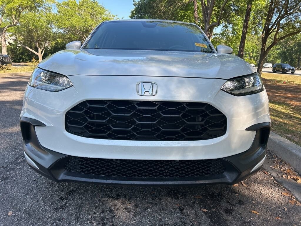 Used 2024 Honda HR-V 2WD LX SUV