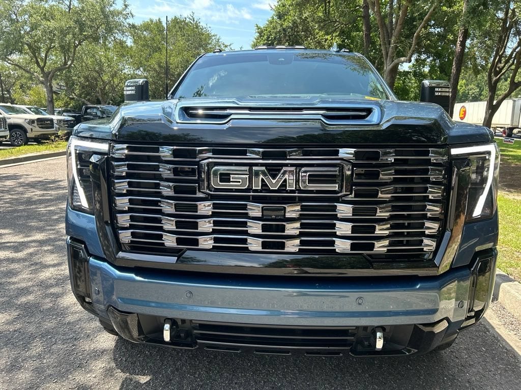 Used 2025 GMC Sierra 2500 HD Denali Ultimate Truck Crew Cab