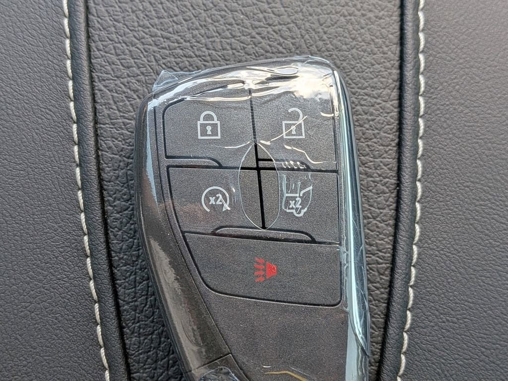 2026 GMC Acadia Denali - Photo 31