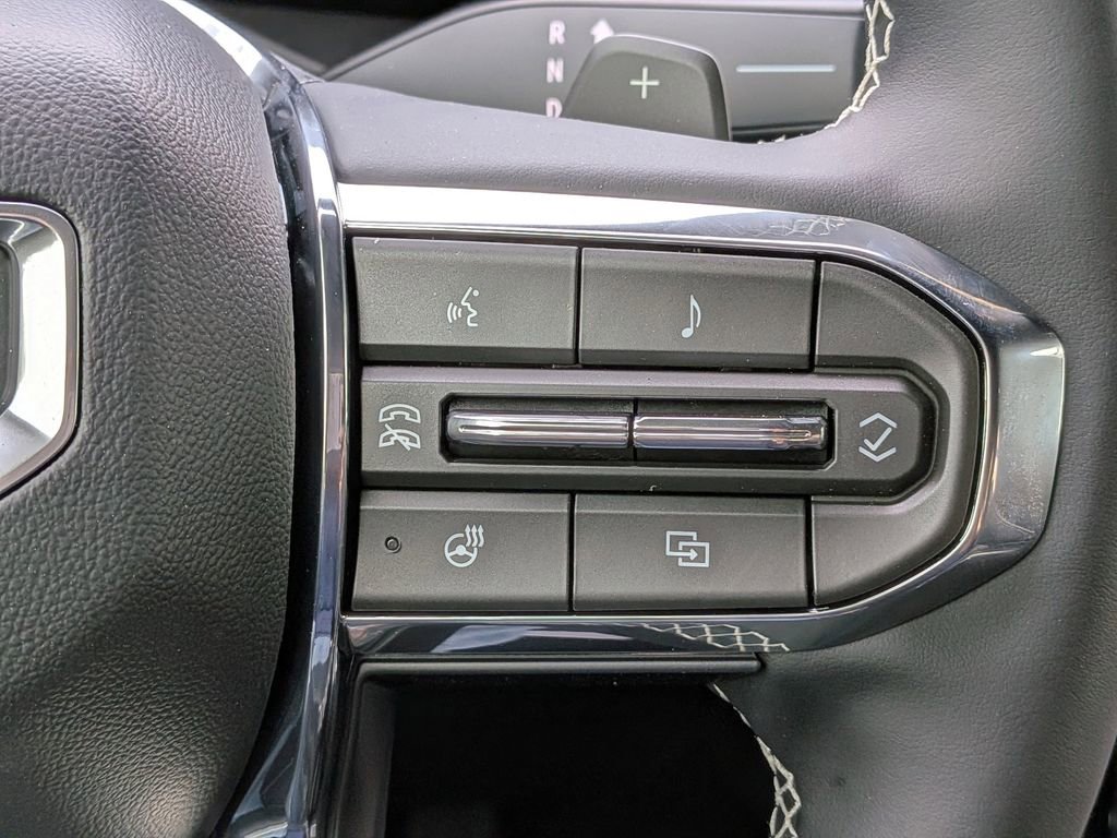 2026 GMC Acadia Denali - Photo 28