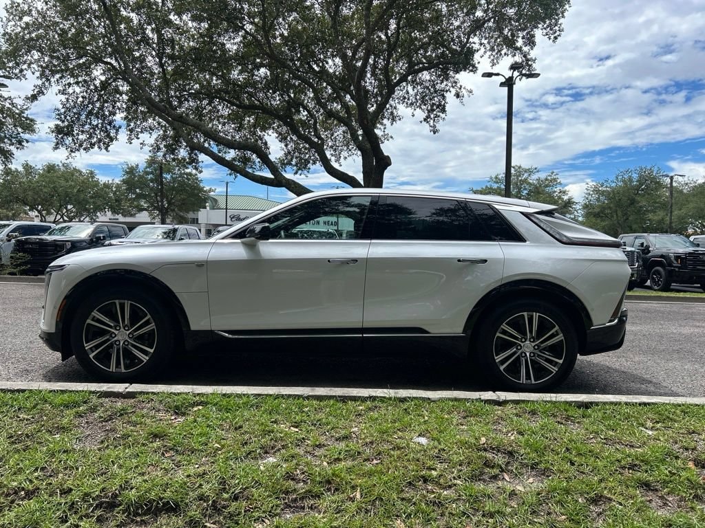 2024 Cadillac LYRIQ