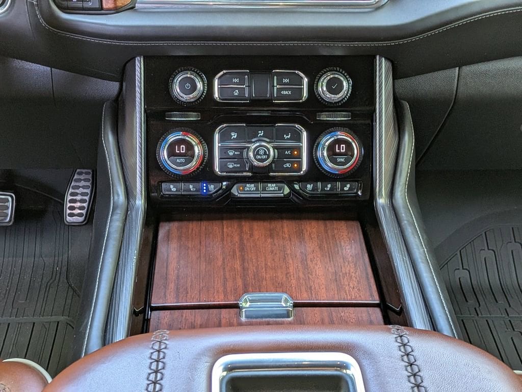 2023 GMC Yukon Denali Ultimate - Photo 22