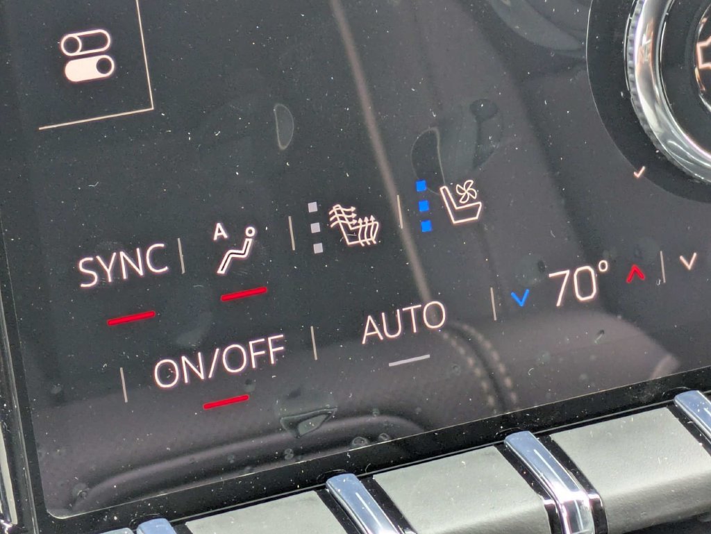 2026 GMC Yukon XL Elevation - Photo 25
