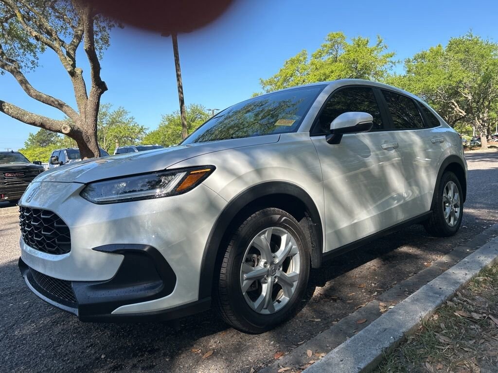 Used 2024 Honda HR-V 2WD LX SUV