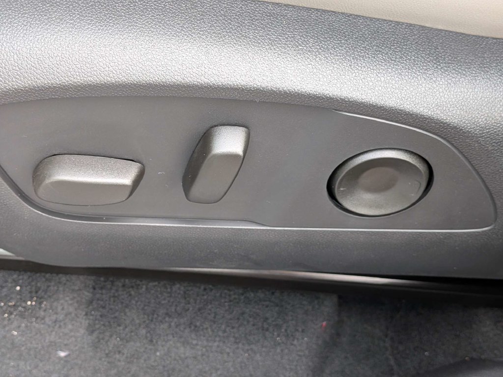 2027 GMC Acadia Elevation - Photo 20
