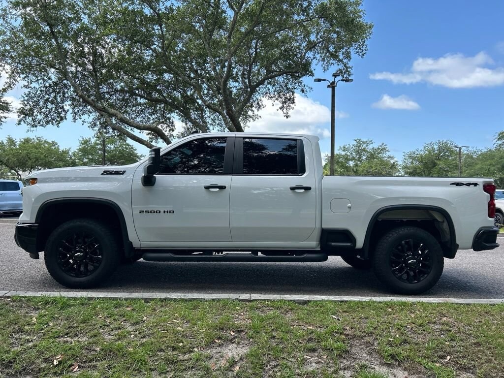 Used 2025 Chevrolet Silverado 2500 HD Custom Truck Crew Cab