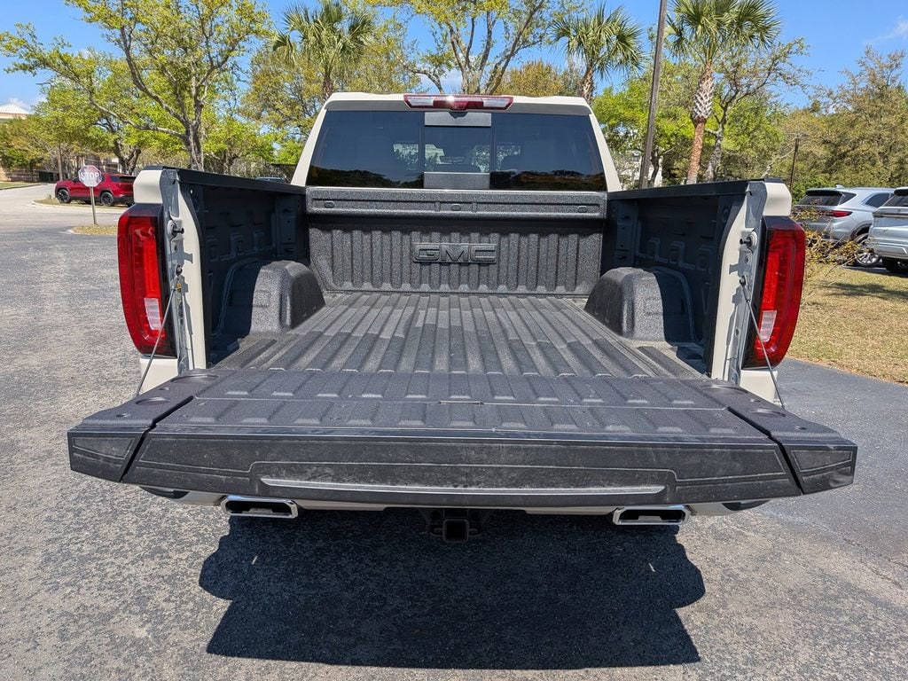 2026 GMC Sierra 1500 AT4 - Photo 13