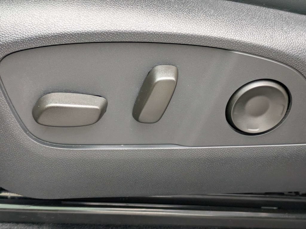 2026 Buick Enclave Sport Touring - Photo 21