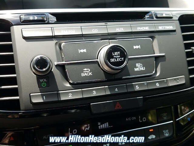 2017 Honda Accord Sport SE - Photo 13