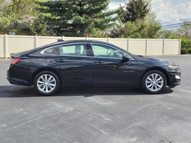 Used 2020 Chevrolet Malibu 1LT with VIN 1G1ZD5ST8LF036724 for sale in West Harrison, IN