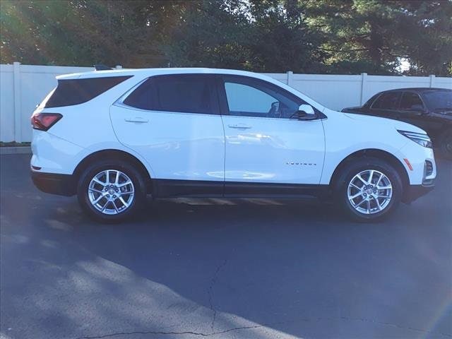 Used 2022 Chevrolet Equinox LT with VIN 3GNAXTEV3NL175947 for sale in West Harrison, IN