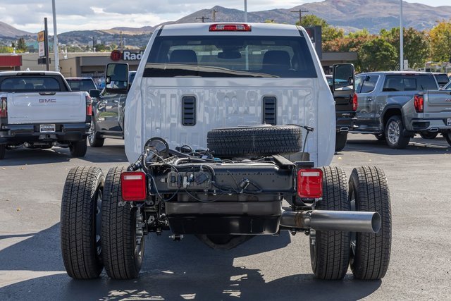 2026 Gmc Sierra 3500 HD Pro photo 2
