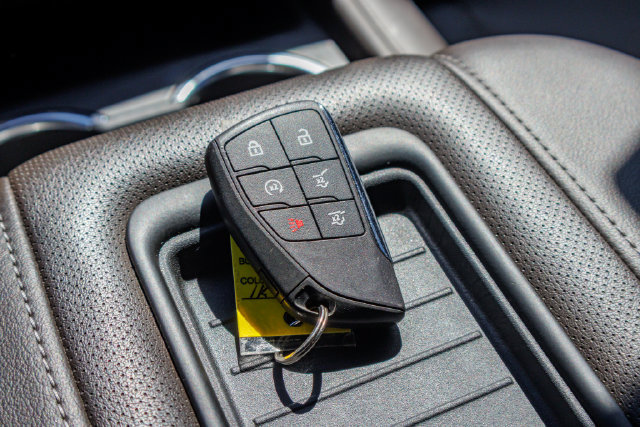 2022 GMC Yukon SLT - Photo 30