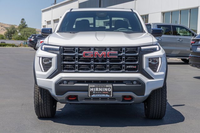 2026 Gmc Canyon AT4 photo 2