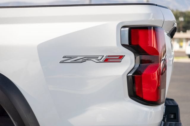 2024 Chevrolet Colorado ZR2 - Photo 43