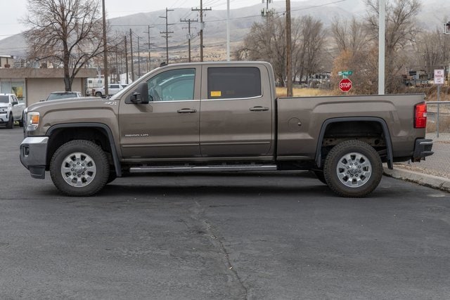 2015 Gmc Sierra 2500 HD SLE photo 2