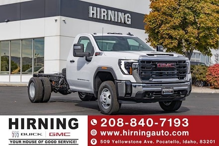 2026 GMC Sierra 3500 HD Chassis Cab Pro Truck Regular Cab