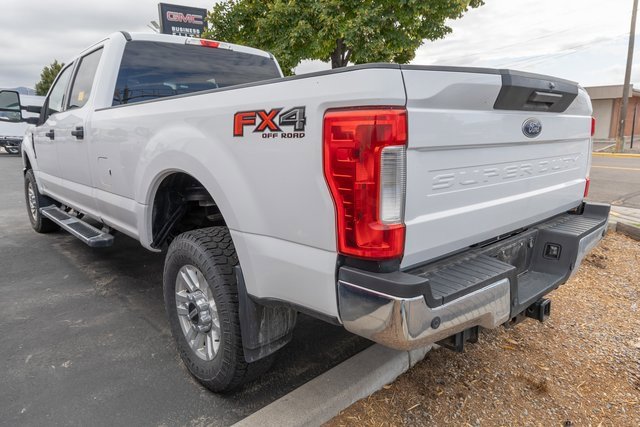 2018 Ford F-350 XLT photo 3