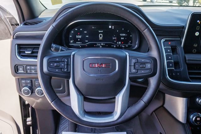 2022 GMC Yukon SLT - Photo 18