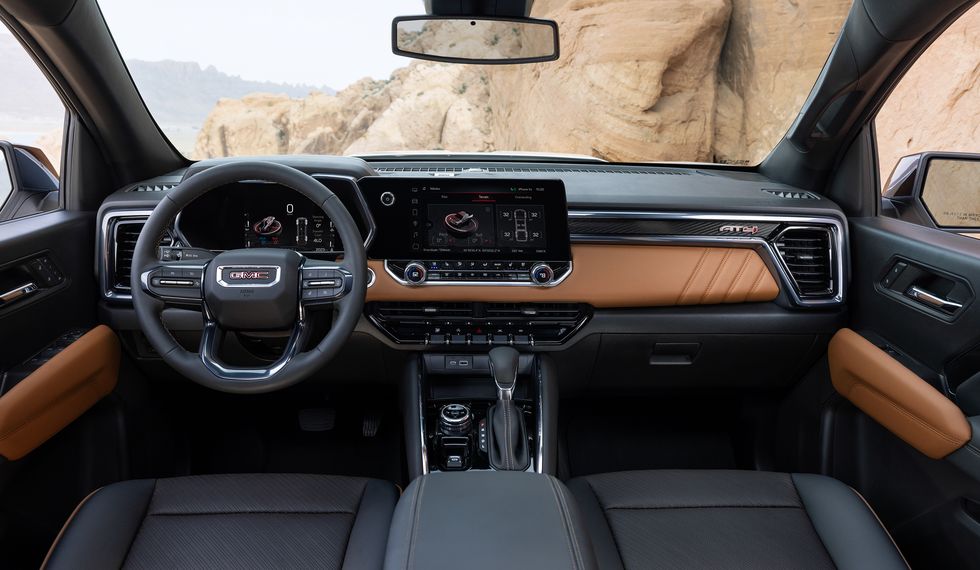2024 GMC Canyon Overview 2024 GMC Canyon Overview