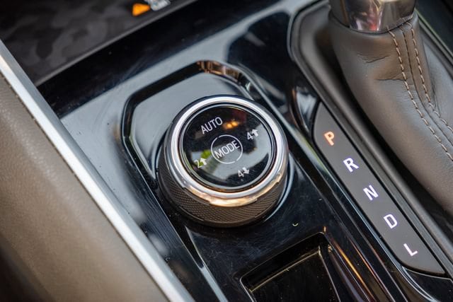 2024 Chevrolet Colorado ZR2 - Photo 30