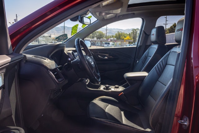 2024 GMC Terrain AT4 - Photo 6
