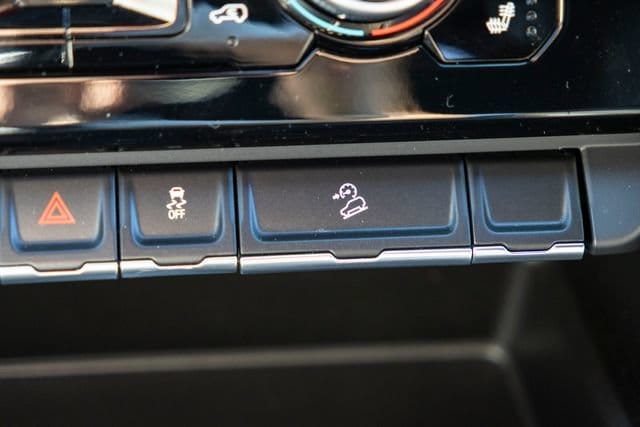 2025 GMC Sierra 1500 AT4 - Photo 37