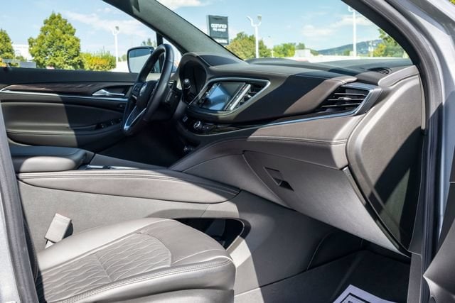 2024 Buick Enclave Avenir - Photo 29