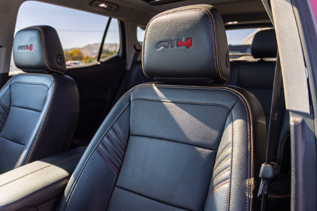 2024 GMC Terrain AT4 - Photo 11
