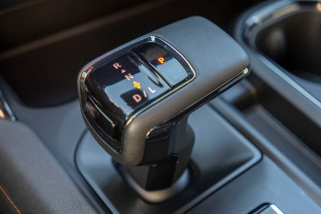 2025 GMC Sierra 1500 AT4 - Photo 40
