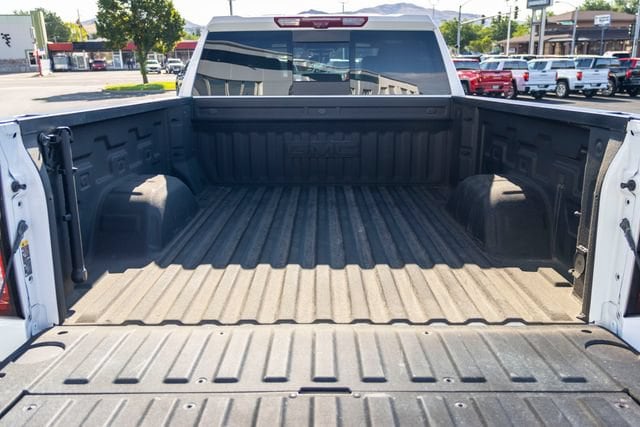 2025 GMC Sierra 1500 AT4 - Photo 16