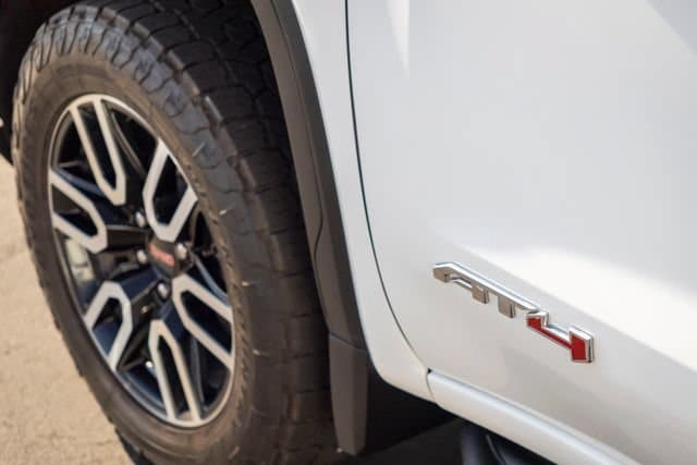 2025 GMC Sierra 1500 AT4 - Photo 29