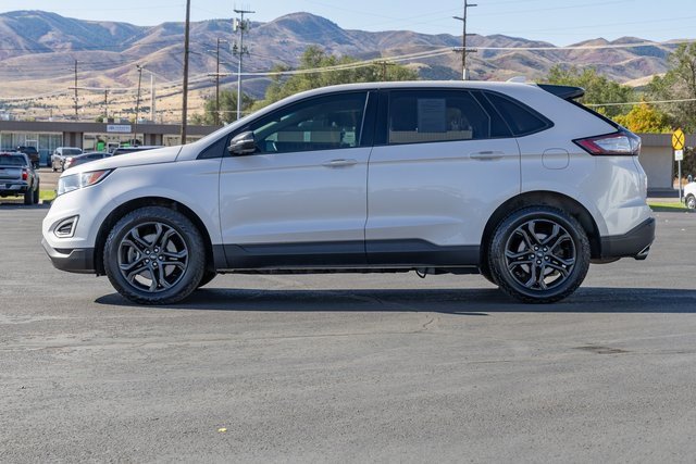 2018 Ford Edge SEL photo 2