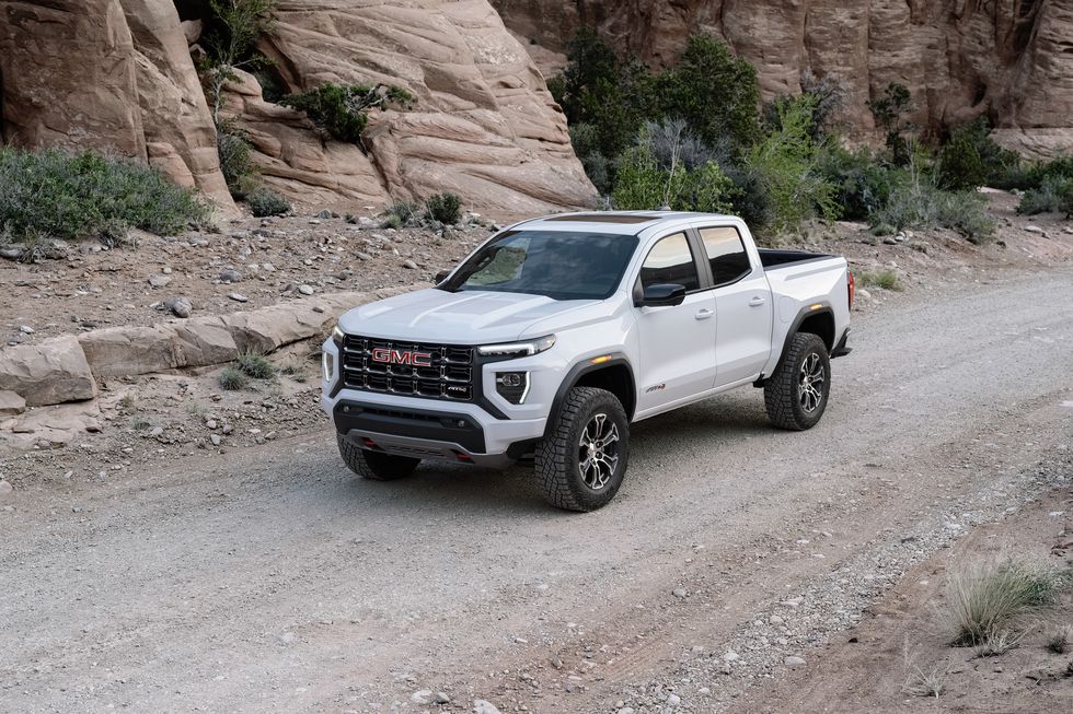 2024 GMC Canyon Overview 2024 GMC Canyon Overview