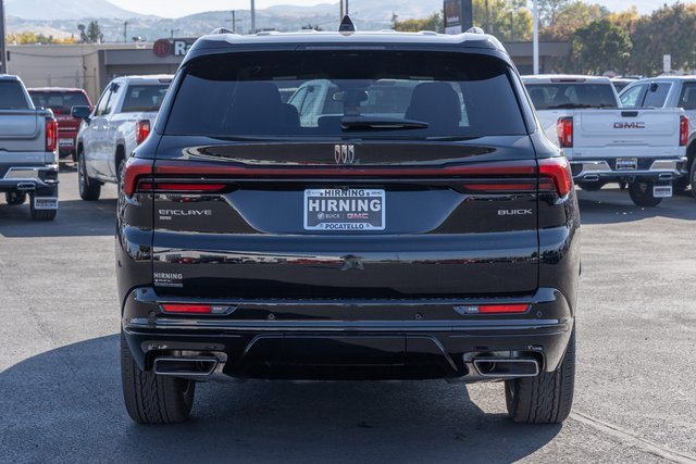 2025 Buick Enclave Sport Touring photo 4