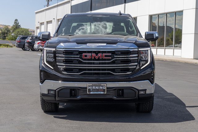 2026 Gmc Sierra 1500 SLT photo 2