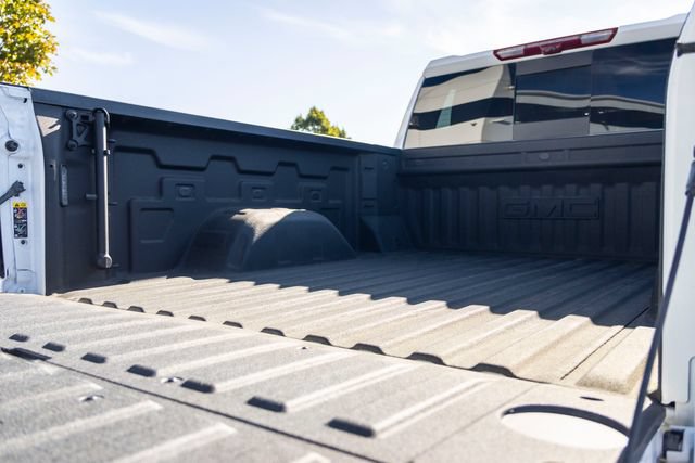 2025 GMC Sierra 1500 AT4 - Photo 17