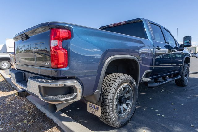 2022 Chevrolet Silverado 3500HD LTZ photo 3
